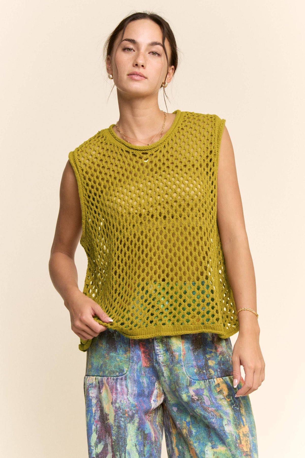 FISHNET OPEN-KNIT CREW NECK SWEATER VEST